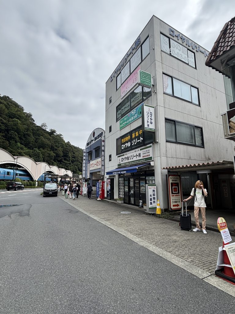 バスターミナル至近